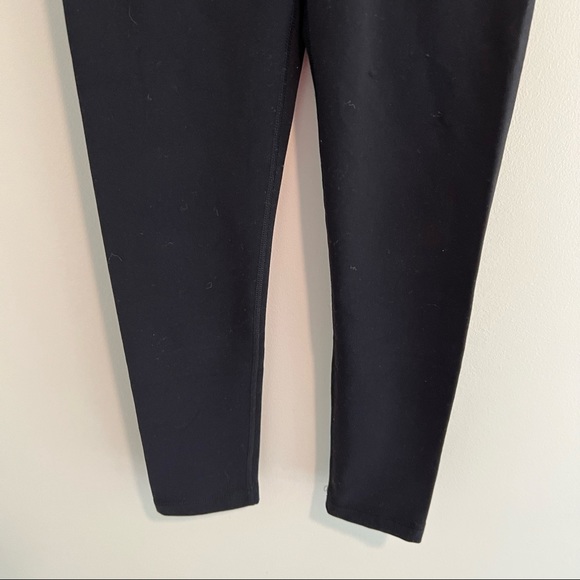Aritzia TNA Black Atmosohere Leggings Size Small - Picture 7 of 8